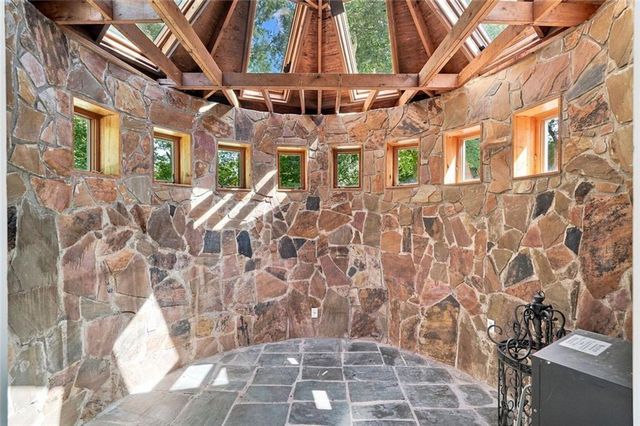 995 Willeo Road, Roswell, GA 30075