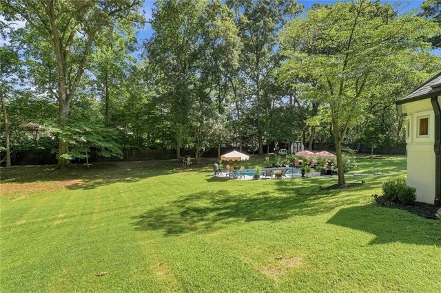 995 Willeo Road, Roswell, GA 30075
