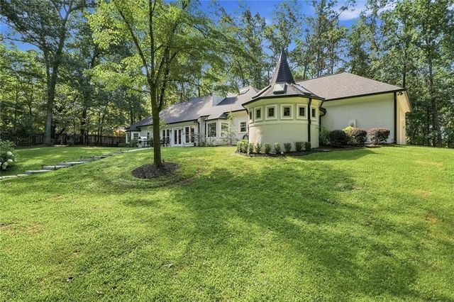 995 Willeo Road, Roswell, GA 30075