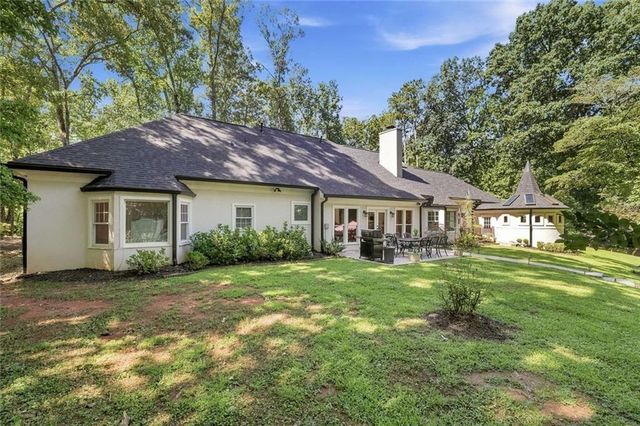 995 Willeo Road, Roswell, GA 30075