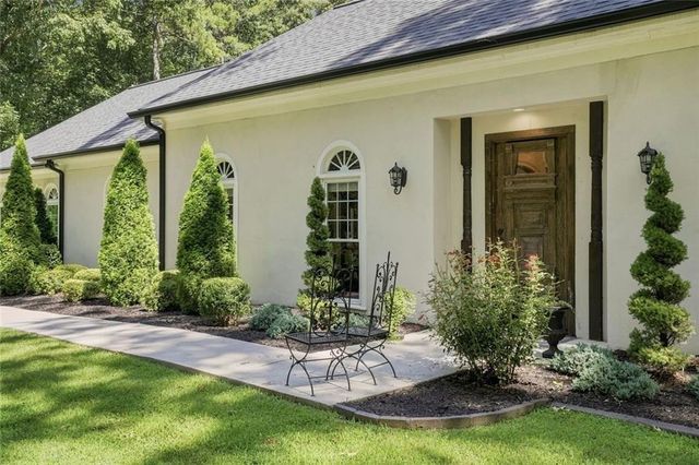 995 Willeo Road, Roswell, GA 30075