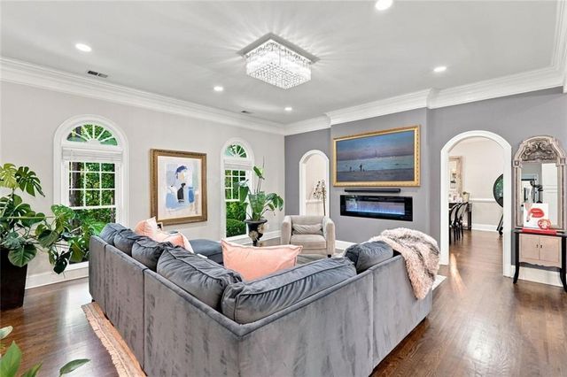 995 Willeo Road, Roswell, GA 30075