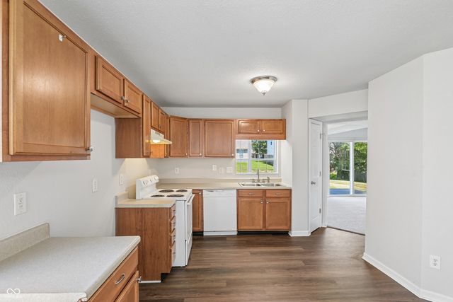 2327 Rostock Court, Indianapolis, IN 46229