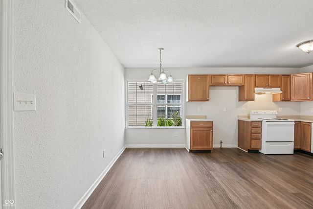 2327 Rostock Court, Indianapolis, IN 46229