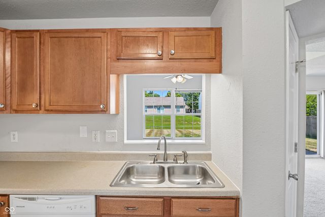 2327 Rostock Court, Indianapolis, IN 46229