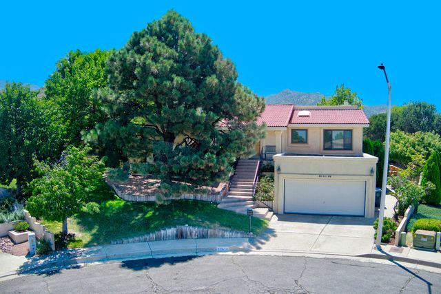 13616 Ernesto Court NE, Albuquerque, NM 87112