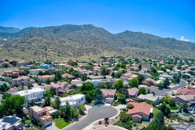 13616 Ernesto Court NE, Albuquerque, NM 87112