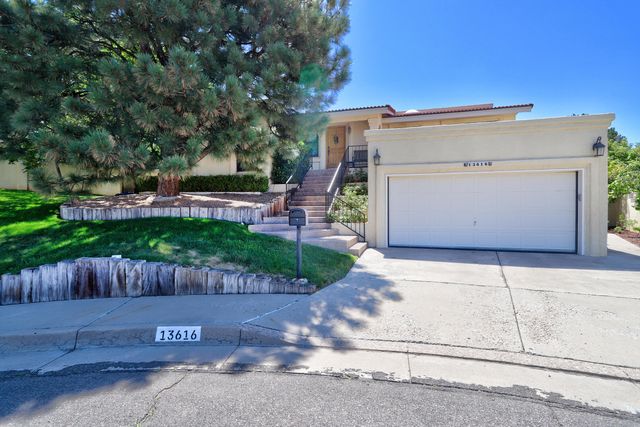 13616 Ernesto Court NE, Albuquerque, NM 87112