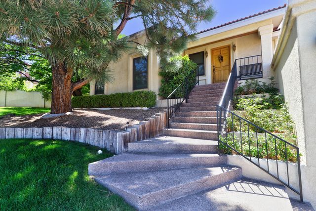 13616 Ernesto Court NE, Albuquerque, NM 87112