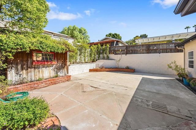 210 S Orange Ave, Fallbrook, CA 92028