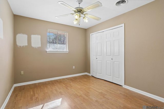 34937 Gravesbriar Dr, Denham Springs, LA 70706