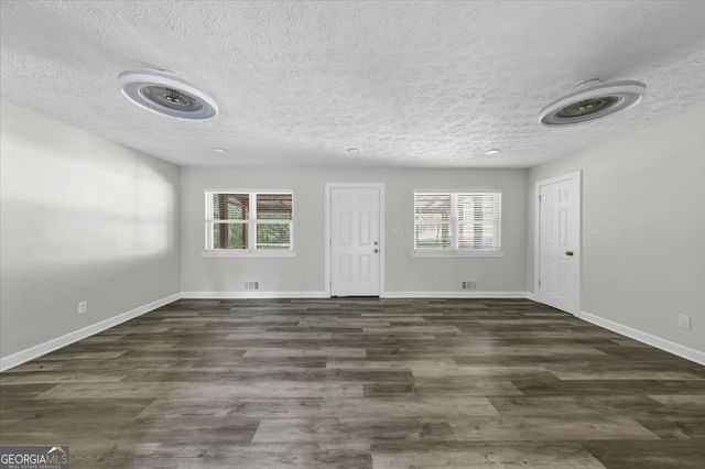 400 Wyldewoode Drive, Mcdonough, GA 30253