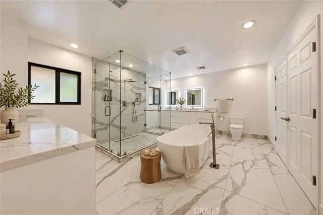 17449 Sumiya Drive, Encino, CA 91316