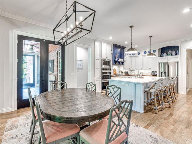 409 Flint Ridge Court, Norman, OK 73072