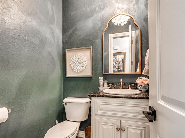409 Flint Ridge Court, Norman, OK 73072