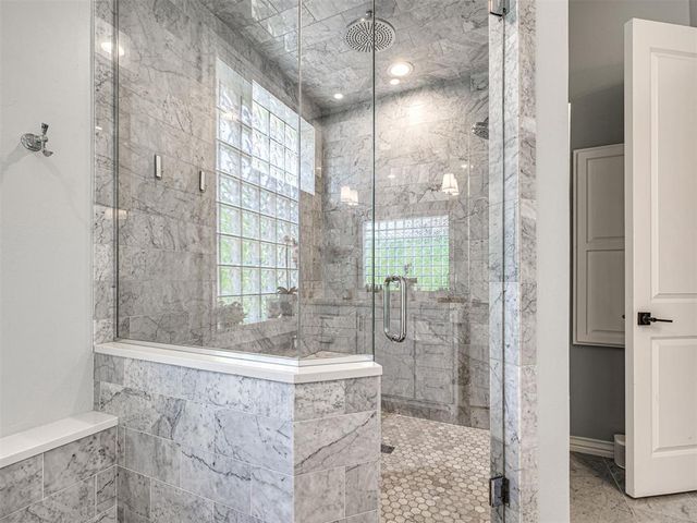409 Flint Ridge Court, Norman, OK 73072
