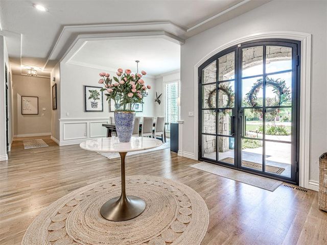 409 Flint Ridge Court, Norman, OK 73072