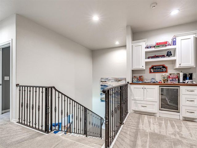 409 Flint Ridge Court, Norman, OK 73072