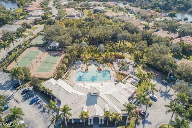 13255 Silver Thorn LOOP 906, North Fort Myers, FL 33903