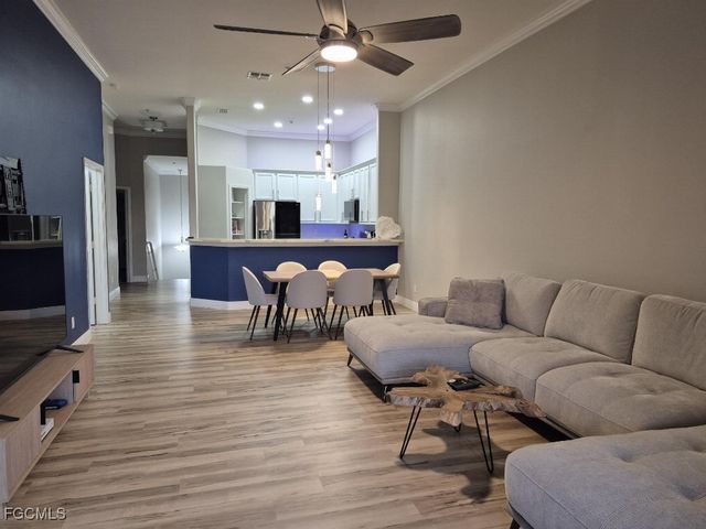 13255 Silver Thorn LOOP 906, North Fort Myers, FL 33903