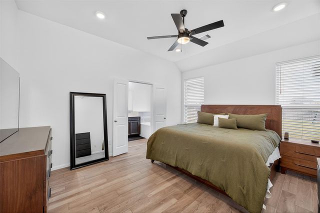 18830 Shadowfax Trail, Tomball, TX 77377