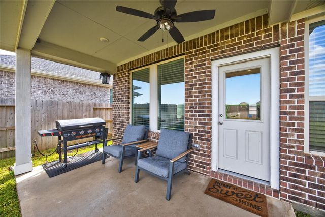 18830 Shadowfax Trail, Tomball, TX 77377