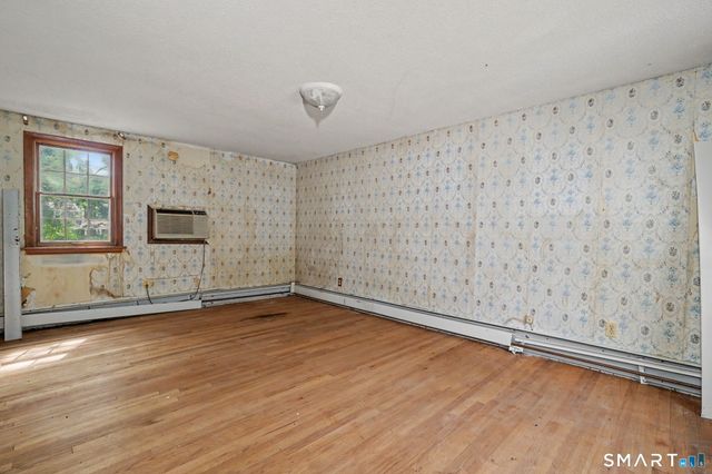 2 Green Valley Drive, Simsbury, CT 06070