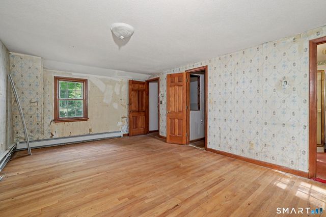 2 Green Valley Drive, Simsbury, CT 06070
