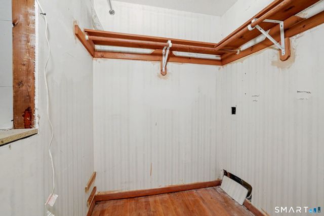 2 Green Valley Drive, Simsbury, CT 06070