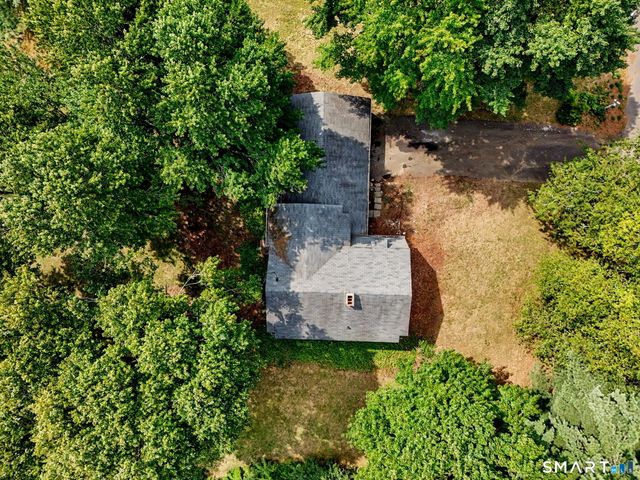 2 Green Valley Drive, Simsbury, CT 06070