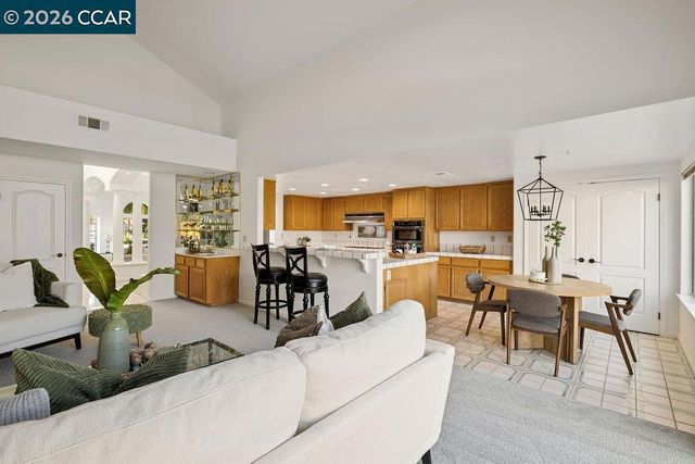 4283 Knollview Dr, Danville, CA 94506