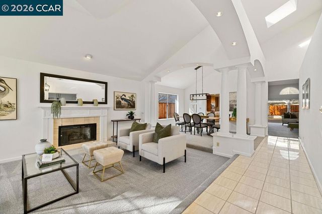 4283 Knollview Dr, Danville, CA 94506