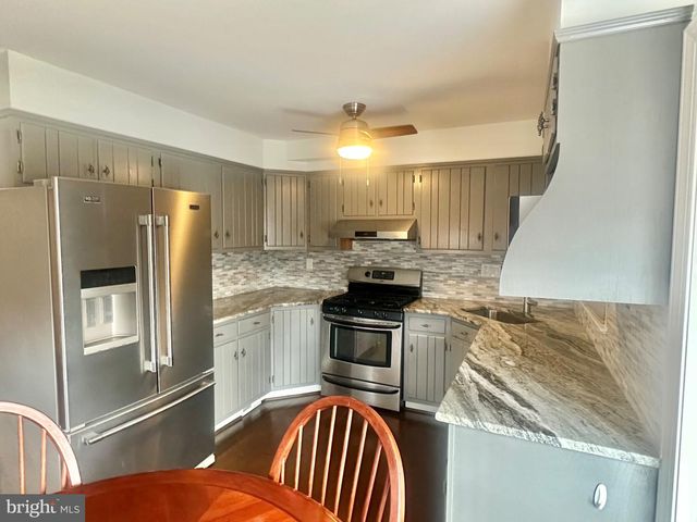 8143 KEELER ST, Alexandria, VA 22309