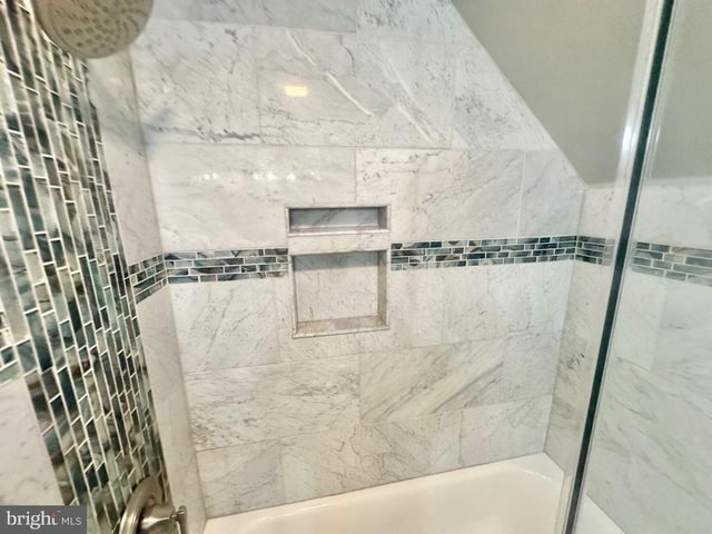 8143 KEELER ST, Alexandria, VA 22309