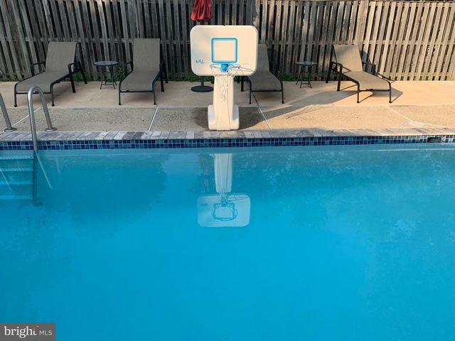 8143 KEELER ST, Alexandria, VA 22309