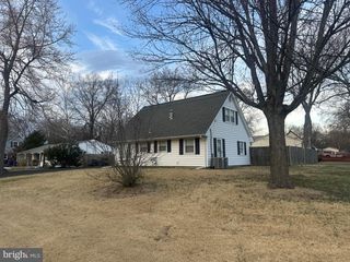 8143 KEELER ST, Alexandria, VA 22309