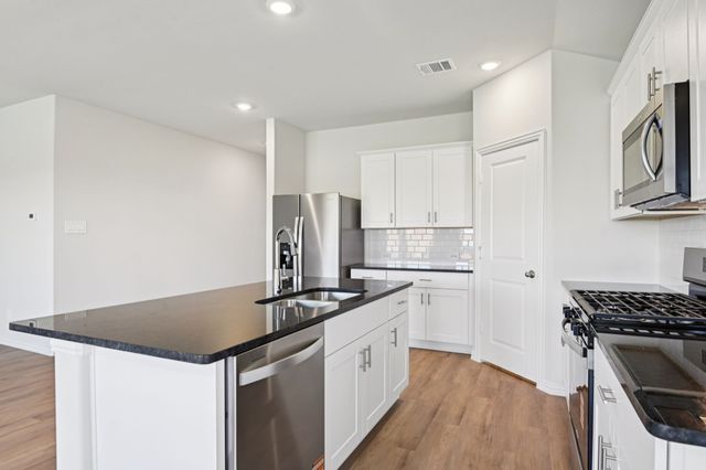 1804 Gardendale Hollow Lane, Anna, TX 75409