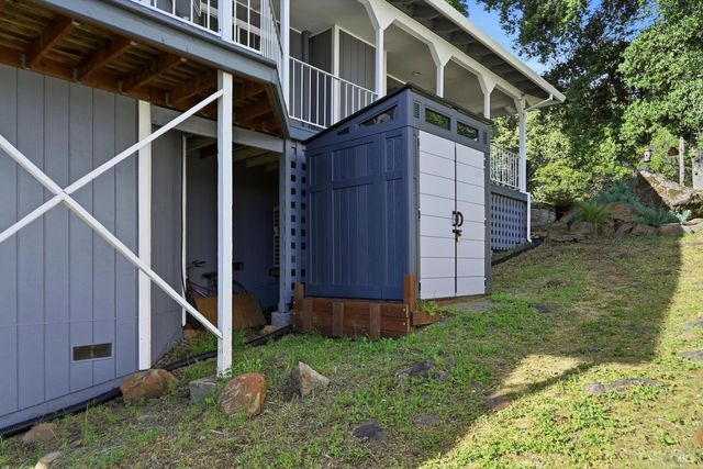 18669 Deer Hill Rd, Hidden Valley Lake, CA 95467