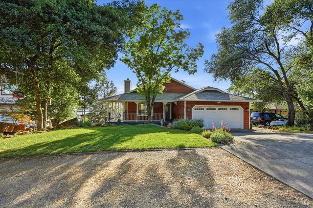 18669 Deer Hill Rd, Hidden Valley Lake, CA 95467