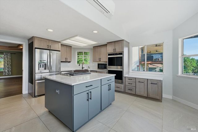 18669 Deer Hill Rd, Hidden Valley Lake, CA 95467