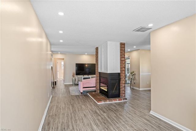 5104 Holly Farms DR, Virginia Beach, VA 23450