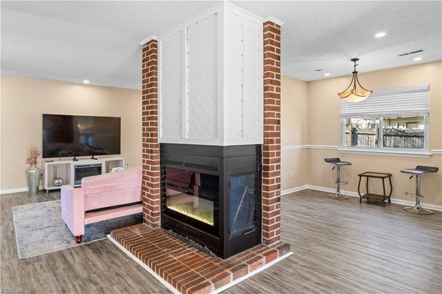 5104 Holly Farms DR, Virginia Beach, VA 23450