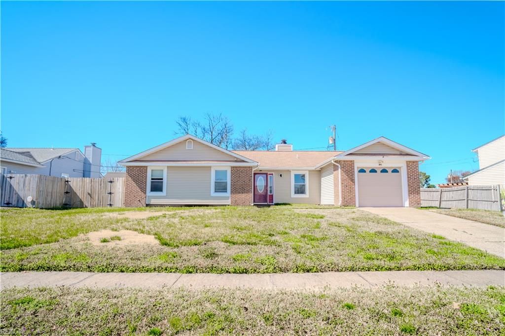 5104 Holly Farms DR, Virginia Beach, VA 23450