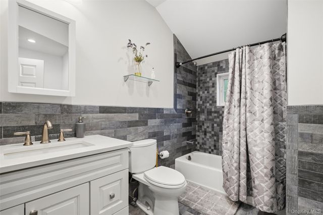 61 Jane Street, Hartsdale, NY 10530