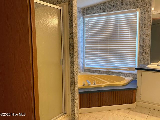 821 Lewis Drive, Grifton, NC 28530