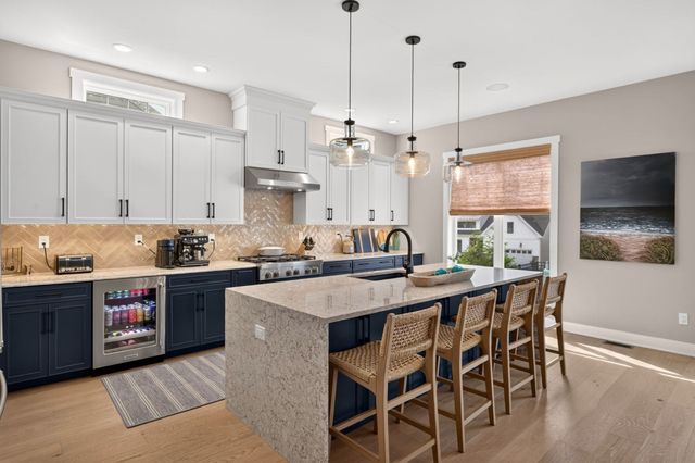 27 Owls Nest, Plymouth, MA 02360