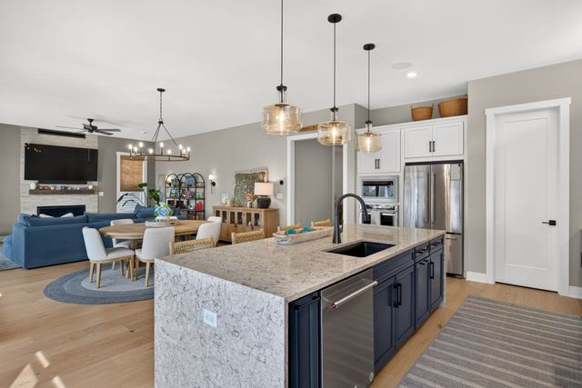 27 Owls Nest, Plymouth, MA 02360