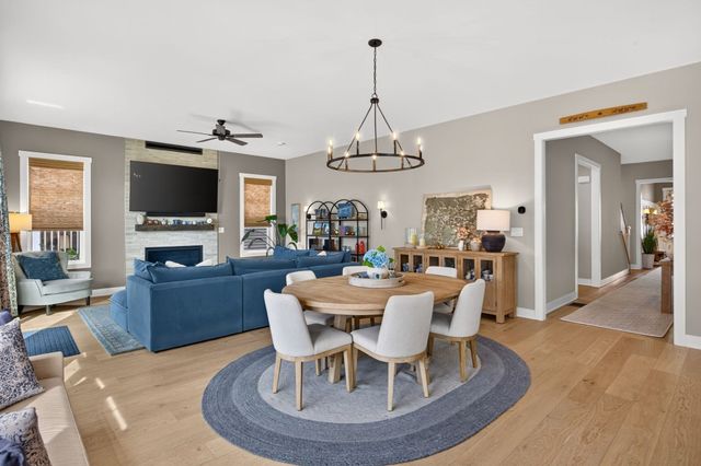 27 Owls Nest, Plymouth, MA 02360