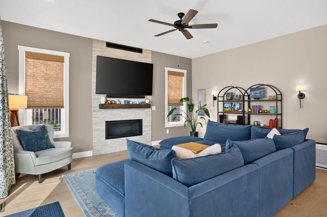 27 Owls Nest, Plymouth, MA 02360