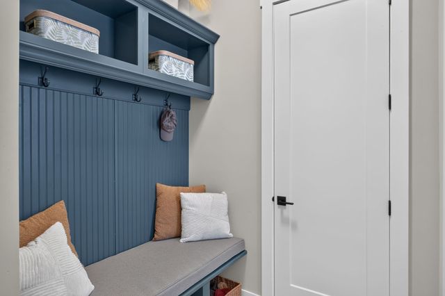 27 Owls Nest, Plymouth, MA 02360